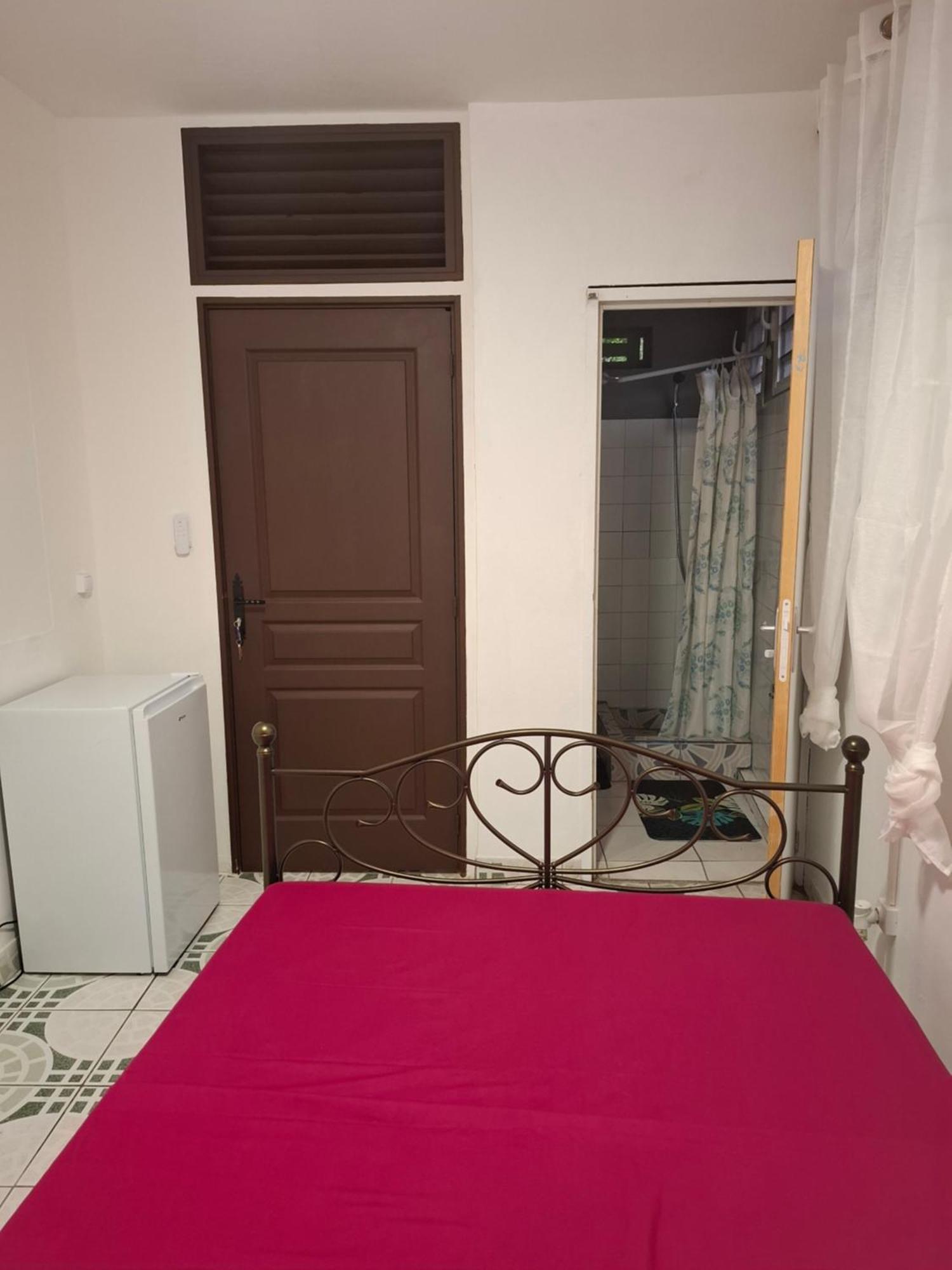 Le Bon Calalou Hostel Fort-de-France Luaran gambar